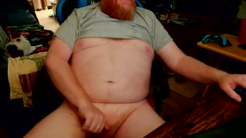 Snapshot of red_sea_bear chatting on July 11, 2026, 12:30 pm red_sea_bear online show from July 11, 2026, 12:30 pm
