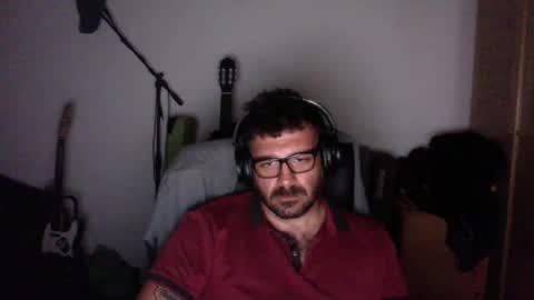 redbonezzzz online show from April 7, 2026, 6:30 pm