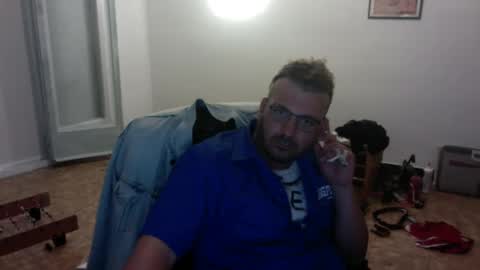 Snapshot of redbonezzzz chatting on May 2, 2026, 6:13 pm redbonezzzz online show from May 2, 2026, 6:13 pm