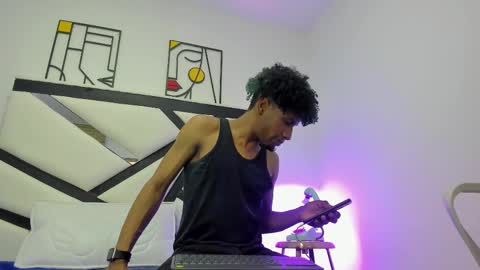 Snapshot of redbryan_ebano chatting on October 17, 2025, 7:38 pm redbryan_ebano online show from October 17, 2025, 7:38 pm