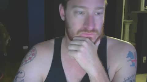 Snapshot of reddawg14 chatting on October 6, 2025, 1:14 am reddawg14 online show from October 6, 2025, 1:14 am