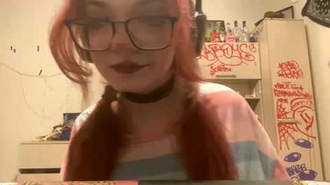 Eva online show from April 27, 2026, 9:35 pm