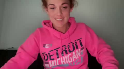 Redheaded Fox online show from January 22, 2025, 6:20 pm