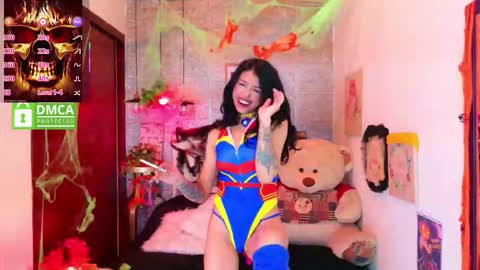 Lili Lopez online show from October 2, 2025, 8:27 pm