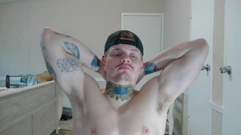 Snapshot of redinthebed chatting on February 13, 2025, 7:42 pm InkedGinger online show from February 13, 2025, 7:42 pm