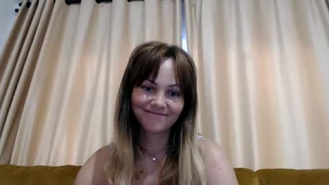 Snapshot of redjessica chatting on May 24, 2026, 6:40 am RedJessica online show from May 24, 2026, 6:40 am