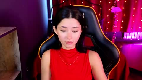 Kiara online show from May 14, 2026, 3:19 pm
