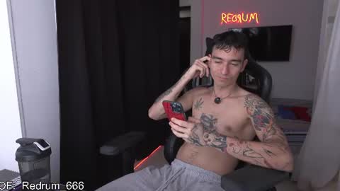Snapshot of redrum_696 chatting on July 11, 2026, 6:54 pm Red online show from July 11, 2026, 6:54 pm
