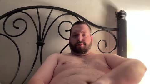 Snapshot of redsman1992 chatting on December 13, 2024, 9:24 am marlboroboy online show from December 13, 2024, 9:24 am