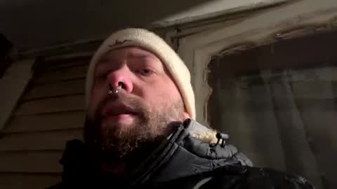 Snapshot of redsman1992 chatting on January 23, 2025, 10:54 am marlboroboy online show from January 23, 2025, 10:54 am