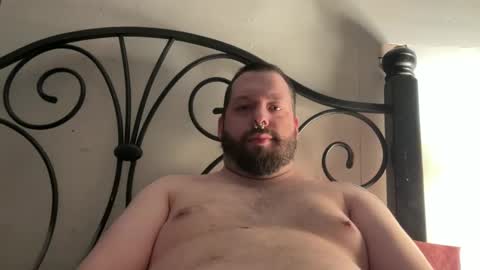 Snapshot of redsman1992 chatting on February 12, 2025, 10:35 am marlboroboy online show from February 12, 2025, 10:35 am