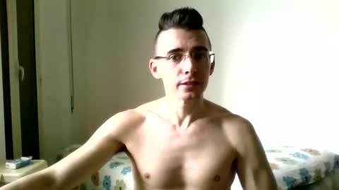 Snapshot of redstep0 chatting on September 14, 2025, 9:41 am redstep0 online show from September 14, 2025, 9:41 am