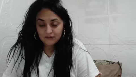 Snapshot of reeapassion chatting on February 2, 2026, 8:18 pm Reea online show from February 2, 2026, 8:18 pm