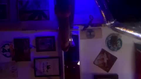 Lee online show from September 28, 2025, 1:16 pm