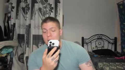 Snapshot of regan_jhonson chatting on October 17, 2025, 7:00 am regan_jhonson online show from October 17, 2025, 7:00 am