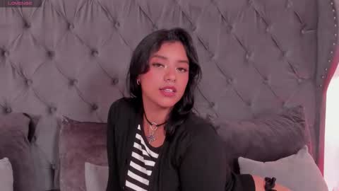 Snapshot of regina_noctixx chatting on September 9, 2025, 5:29 am Regina  online show from September 9, 2025, 5:29 am