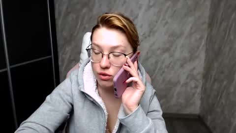 Regina online show from March 11, 2025, 4:43 am