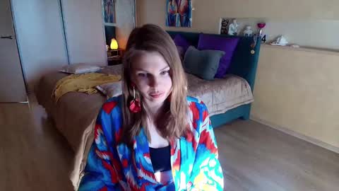 Snapshot of reginasparkle chatting on March 7, 2025, 11:29 am Regina online show from March 7, 2025, 11:29 am