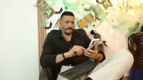 Snapshot of reiko_85_ chatting on October 15, 2025, 3:12 pm REIKO online show from October 15, 2025, 3:12 pm
