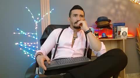   REIKO  online show from March 3, 2026, 3:07 pm