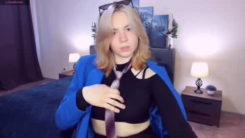 RemiPeach online show from June 8, 2026, 3:34 pm