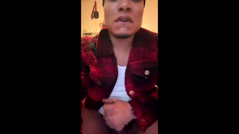 PRETTY BAMBY online show from December 8, 2024, 7:43 pm