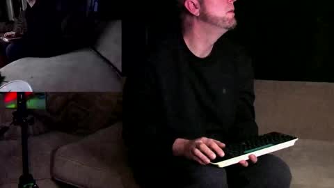 Snapshot of renascentpro chatting on January 20, 2025, 6:31 am renascentpro online show from January 20, 2025, 6:31 am