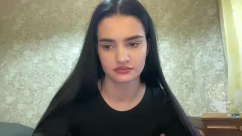 Renata online show from October 30, 2025, 11:22 am