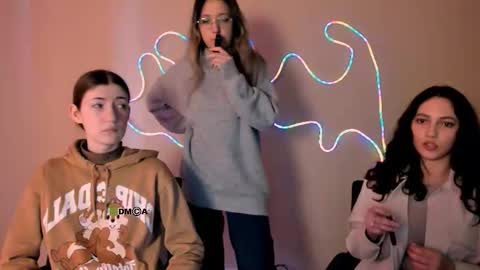 Youre Renata online show from October 22, 2025, 10:37 am