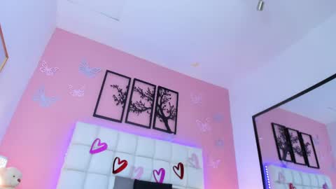 Snapshot of renatajhonson chatting on February 28, 2025, 4:54 am Renata online show from February 28, 2025, 4:54 am