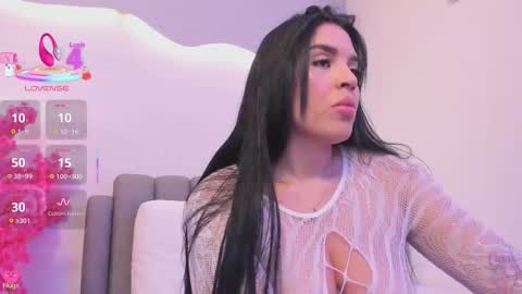 Renata online show from January 14, 2026, 4:51 am