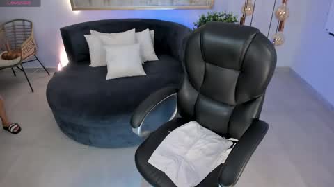 Renata Reyes online show from May 15, 2026, 12:17 am