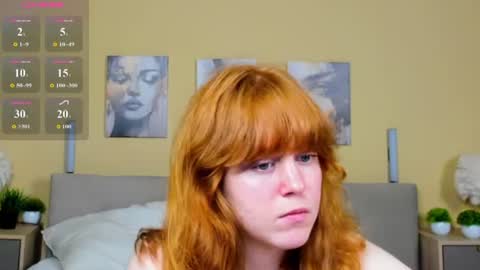 reneefoxy_ online show from July 6, 2026, 1:02 am