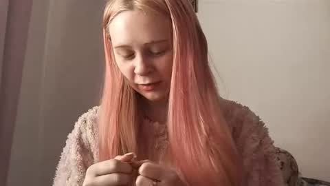 Lana online show from February 28, 2026, 6:25 am