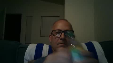 Snapshot of renewaz chatting on May 17, 2026, 3:37 am Renewaz online show from May 17, 2026, 3:37 am
