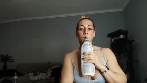 ReniGendur online show from April 17, 2026, 7:50 pm