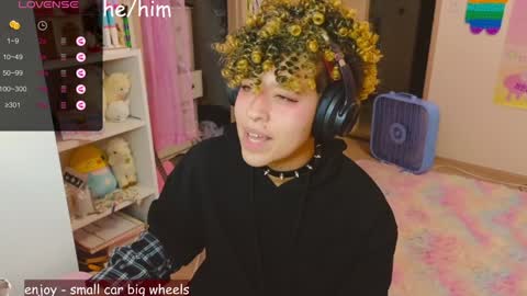 Snapshot of renpuppy chatting on December 4, 2024, 7:06 am REN online show from December 4, 2024, 7:06 am