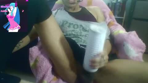 Snapshot of residentgoblin chatting on January 24, 2025, 3:13 pm residentgoblin online show from January 24, 2025, 3:13 pm