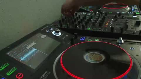 GearPorn online show from October 2, 2025, 8:49 pm