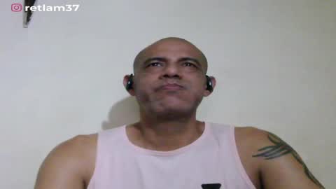 Snapshot of retlam37 chatting on July 19, 2026, 3:54 am Walter online show from July 19, 2026, 3:54 am