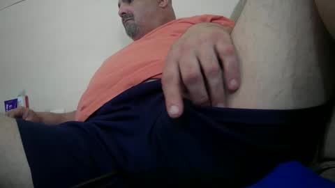 Snapshot of rette837 chatting on February 14, 2026, 3:36 am rette837 online show from February 14, 2026, 3:36 am