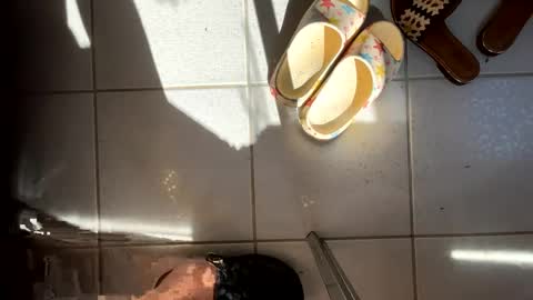 Snapshot of revilo1165 chatting on September 18, 2025, 9:11 am revilo1165 online show from September 18, 2025, 9:11 am