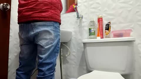 reymasterhot online show from February 8, 2026, 1:25 pm