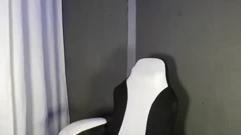 reya online show from January 14, 2026, 10:10 am