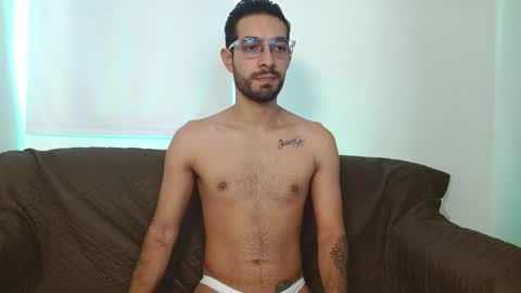 Snapshot of reypablo1 chatting on October 30, 2025, 9:26 pm REY PABLO Independent online show from October 30, 2025, 9:26 pm