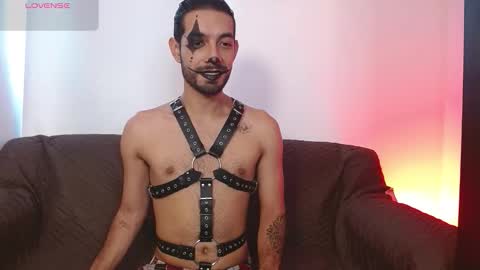 Snapshot of reypablo1 chatting on October 31, 2025, 9:27 pm REY PABLO Independent online show from October 31, 2025, 9:27 pm