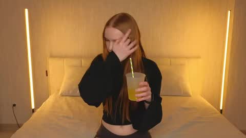 nice to meet you  3  I am Milena online show from May 28, 2026, 4:59 pm