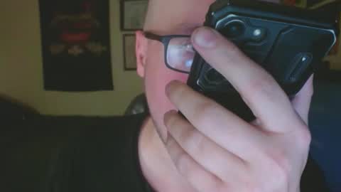 Snapshot of rg3583 chatting on November 4, 2025, 11:37 pm rg3583 online show from November 4, 2025, 11:37 pm