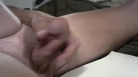 rgoggler2 online show from September 22, 2025, 2:02 am