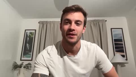 Snapshot of rguy114 chatting on December 15, 2025, 2:21 pm Ryan online show from December 15, 2025, 2:21 pm